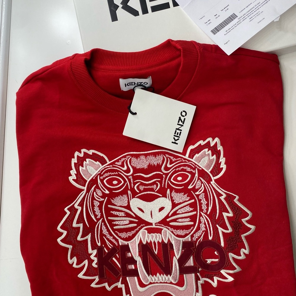 NEW KENZO Men Crewneck. It was final sale, can’t exchange it. Comes with receipt
